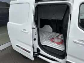 Toyota Proace (2024) thumbnail 9