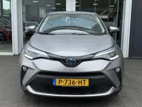 Toyota C-HR (2022) thumbnail 3