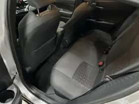 Toyota C-HR (2022) thumbnail 27