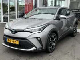 Toyota C-HR (2022) thumbnail 4