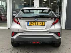 Toyota C-HR (2022) thumbnail 6