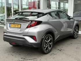 Toyota C-HR (2022) thumbnail 7