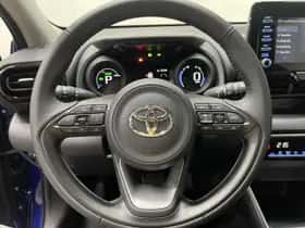 Toyota Yaris (2023) thumbnail 11
