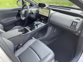 Toyota bZ4X (2024) thumbnail 14