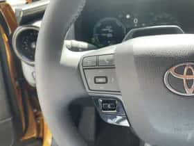 Toyota C-HR (2024) thumbnail 13