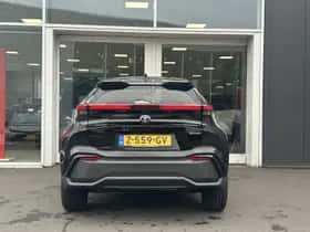 Toyota C-HR (2024) thumbnail 6