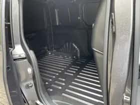 Toyota Proace (2024) thumbnail 9