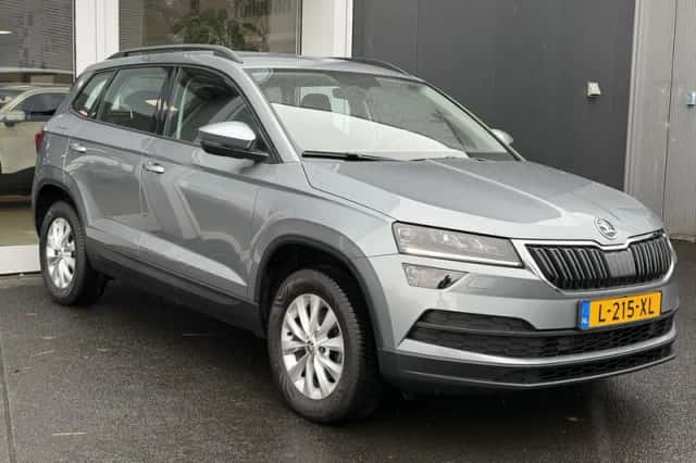Škoda Karoq (2020) thumbnail 2