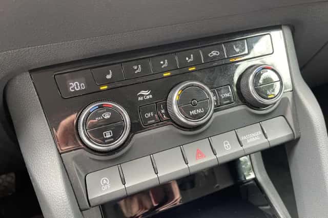 Škoda Karoq (2020) thumbnail 23