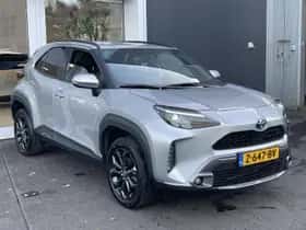 Toyota Yaris Cross (2024) thumbnail 2