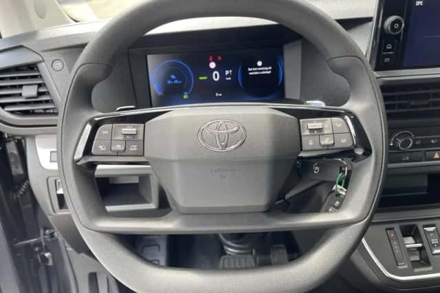 Toyota Proace (2024) thumbnail 16
