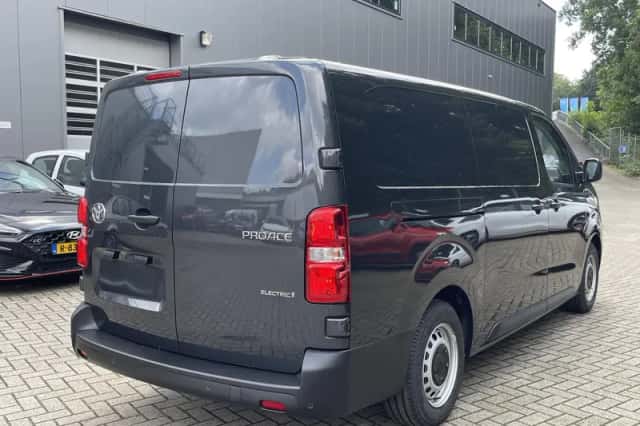 Toyota Proace (2024) thumbnail 6