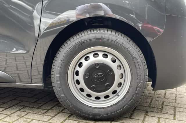 Toyota Proace (2024) thumbnail 9
