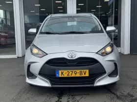Toyota Yaris (2020) thumbnail 2