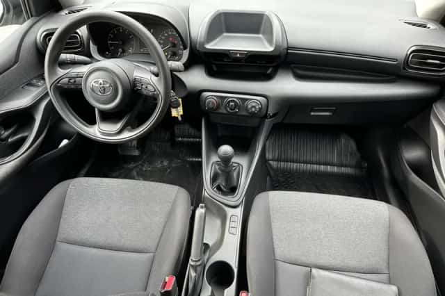 Toyota Yaris (2020) thumbnail 11