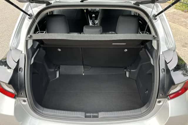 Toyota Yaris (2020) thumbnail 22