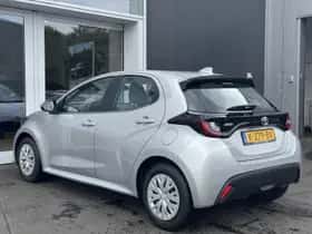 Toyota Yaris (2020) thumbnail 6