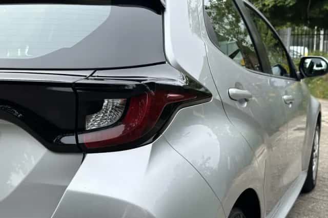 Toyota Yaris (2020) thumbnail 8