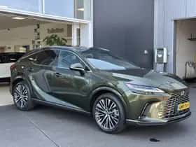 Lexus RX (2023) thumbnail 2
