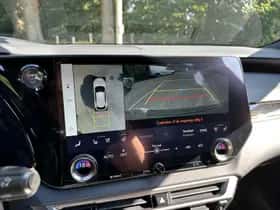 Lexus RX (2023) thumbnail 28