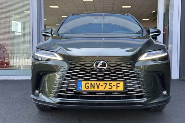 Lexus RX (2023) thumbnail 4