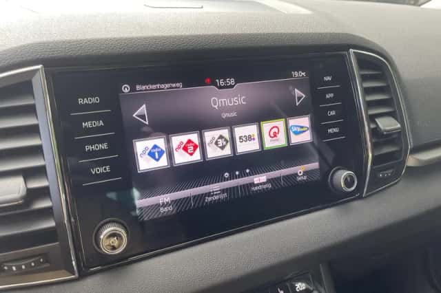Škoda Karoq (2019) thumbnail 17