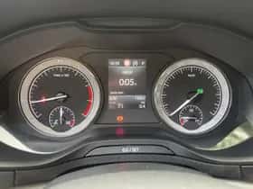 Škoda Karoq (2019) thumbnail 17