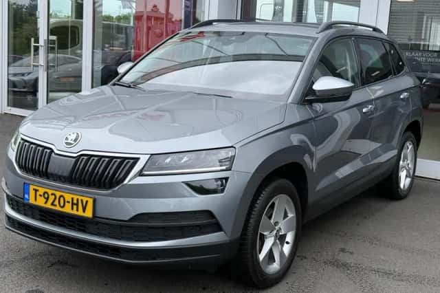 Škoda Karoq (2019) thumbnail 4