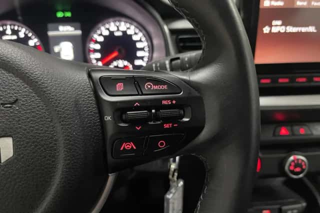 Kia Stonic (2023) thumbnail 15