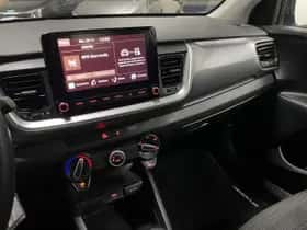 Kia Stonic (2023) thumbnail 17