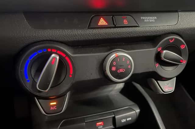 Kia Stonic (2023) thumbnail 20