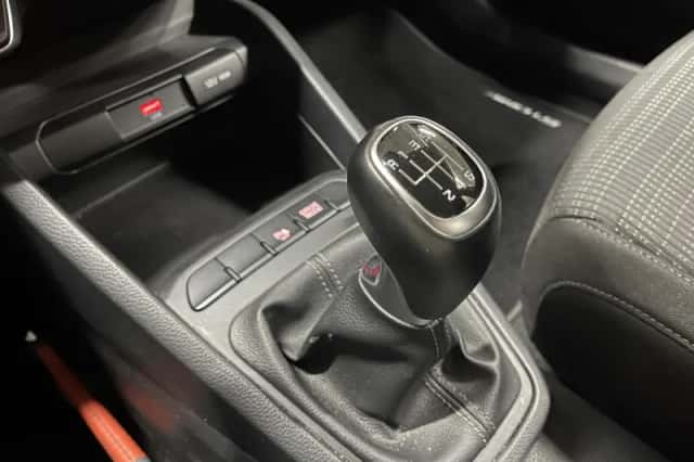 Kia Stonic (2023) thumbnail 21