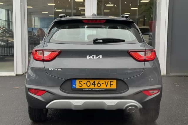 Kia Stonic (2023) thumbnail 5