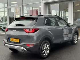 Kia Stonic (2023) thumbnail 7
