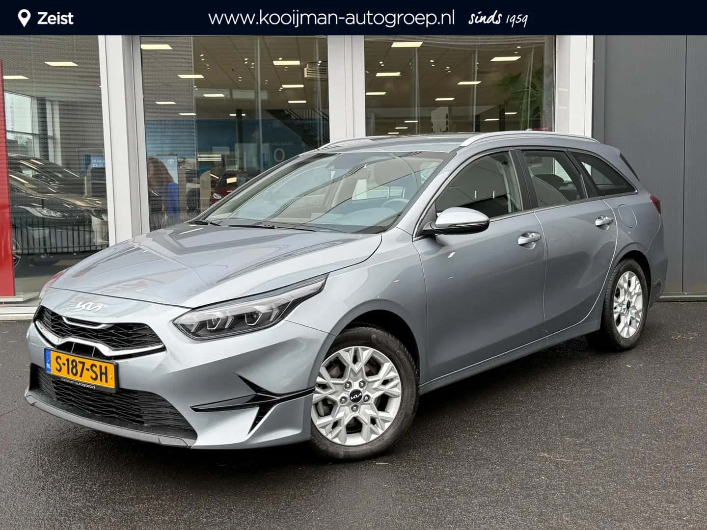 Kia Ceed Sportswagon (2023) — foto 1