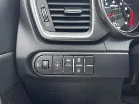 Kia Ceed Sportswagon (2023) thumbnail 13