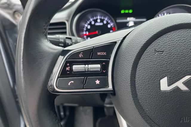 Kia Ceed Sportswagon (2023) thumbnail 15