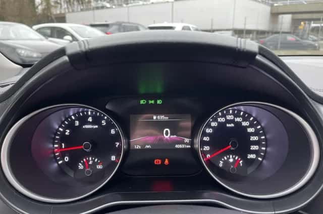 Kia Ceed Sportswagon (2023) thumbnail 17