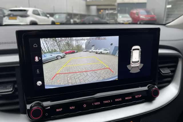 Kia Ceed Sportswagon (2023) thumbnail 20