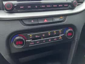Kia Ceed Sportswagon (2023) thumbnail 21