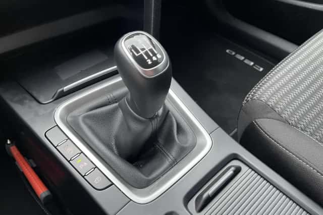 Kia Ceed Sportswagon (2023) thumbnail 22