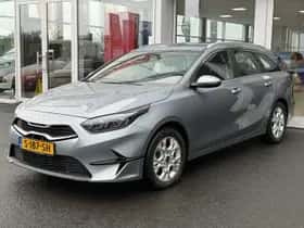 Kia Ceed Sportswagon (2023) thumbnail 4