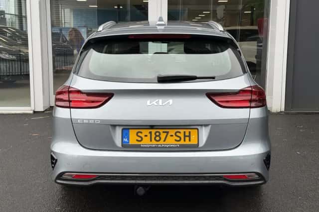 Kia Ceed Sportswagon (2023) thumbnail 6