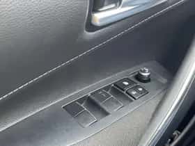 Toyota Corolla (2023) thumbnail 12