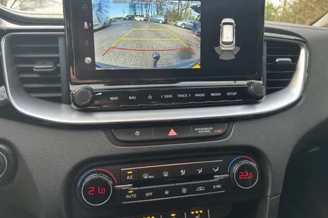 Kia Proceed (2023) thumbnail 11