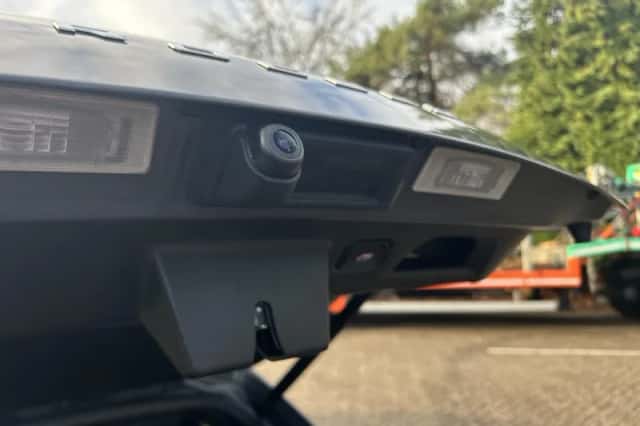 Kia Proceed (2023) thumbnail 23