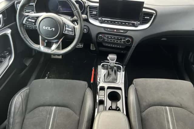 Kia Proceed (2023) thumbnail 10