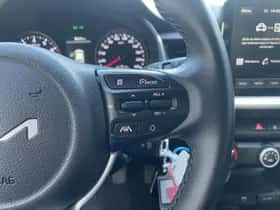 Kia Stonic (2023) thumbnail 12
