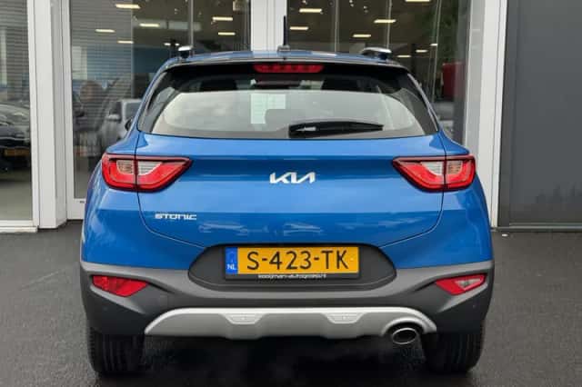 Kia Stonic (2023) thumbnail 4