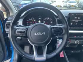Kia Stonic (2023) thumbnail 8